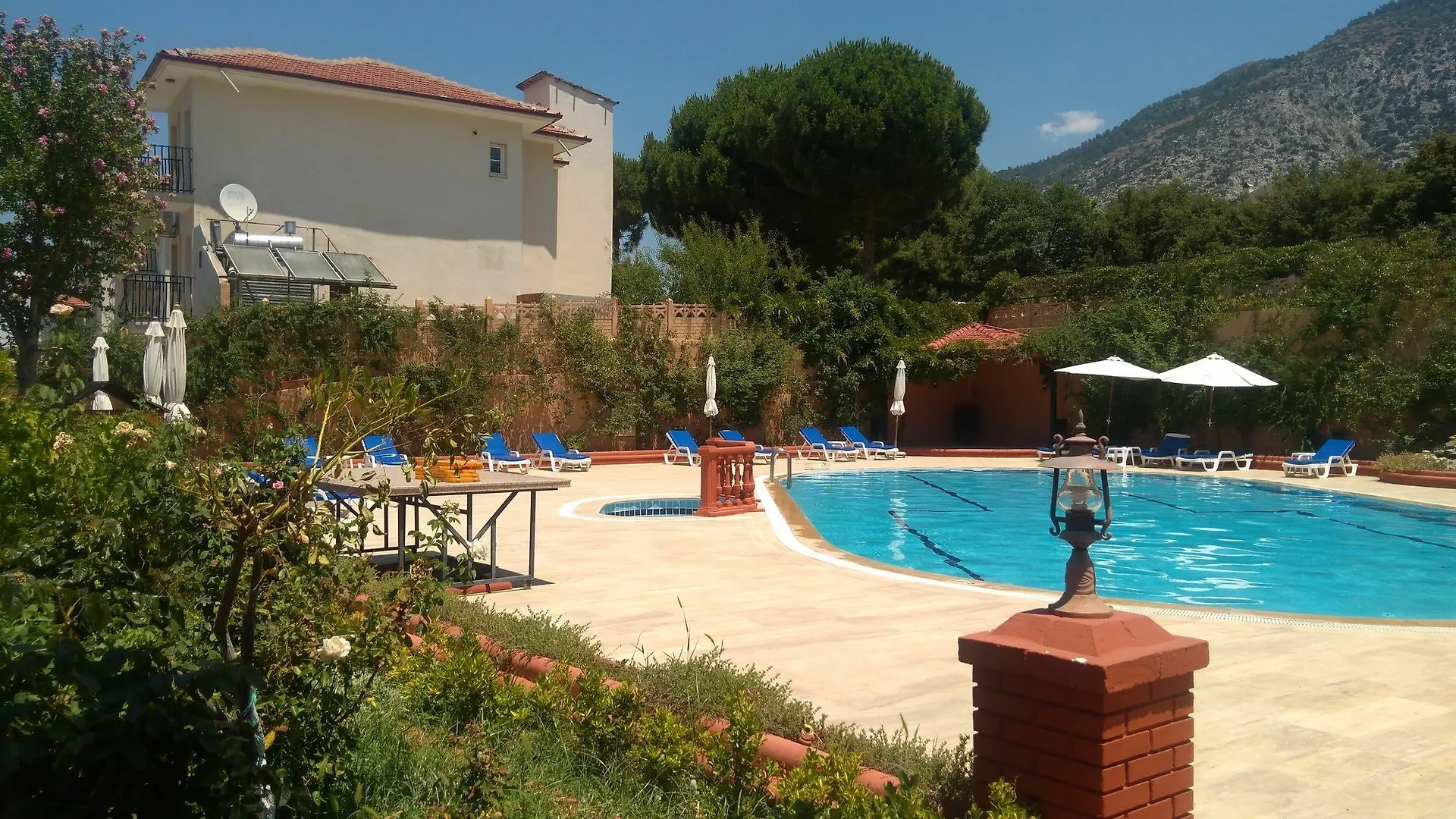 אולודניץ Boncuklu Otel