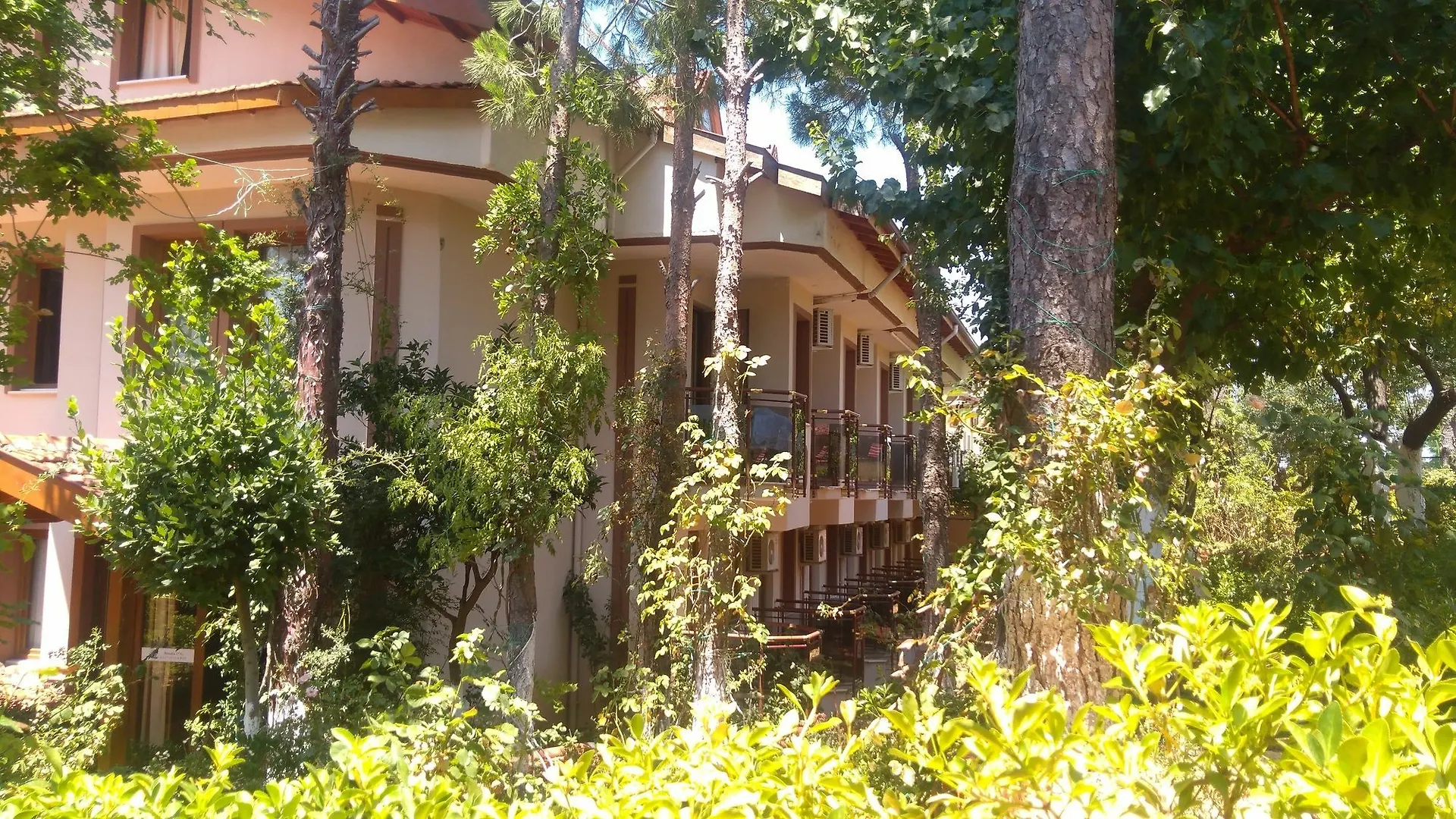 מלון אולודניץ Boncuklu Otel